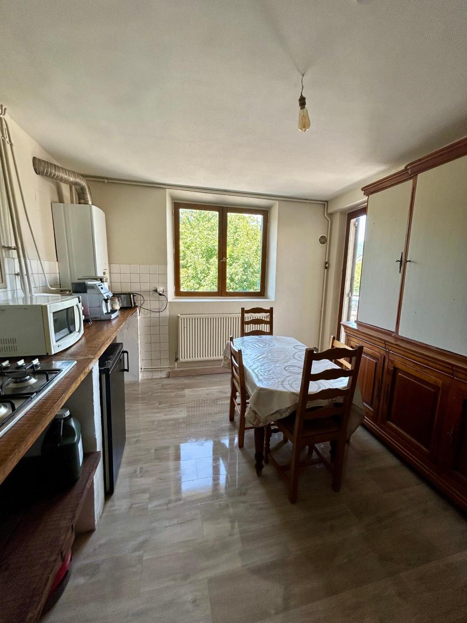 100Metres Du Chateau Au 116 Rue De La Republique Vizille Eksteriør bilde